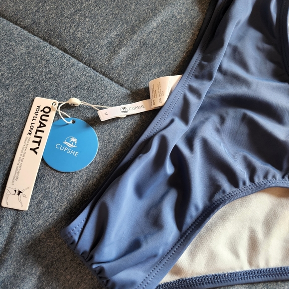 Two Piece Bathing Suit - New - Medium - Picture 4 of 5